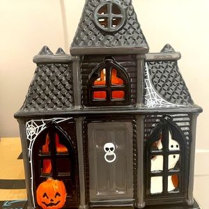 Bath and Body Works Haunted House Candle Luminary